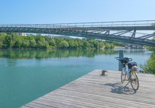 Région Auvergne-Rhone-Alpes  une destination vélo à découvrir0