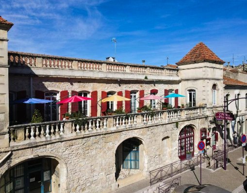 Hotel des Artistes ** (Tarascon)