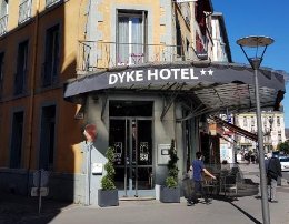 Dyke Hôtel** (Le Puy-en-Velay)